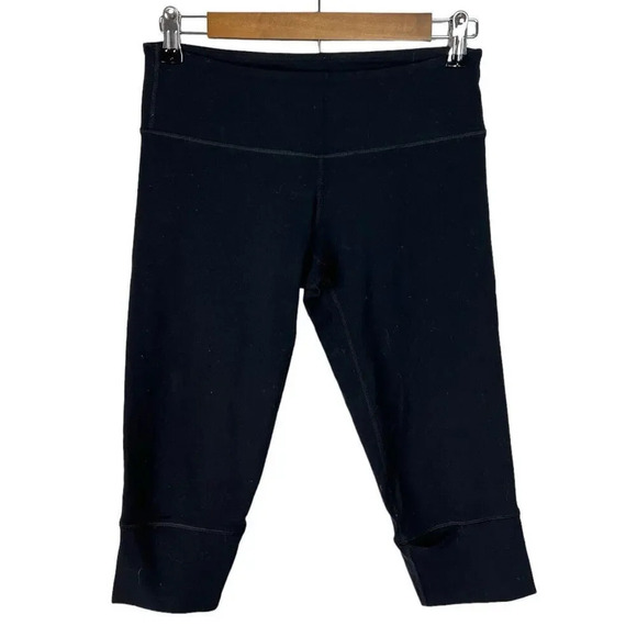 lululemon athletica Pants - Lululemon Black Capri Leggings Unknown Size Refer To Measurements Yoga Women’s